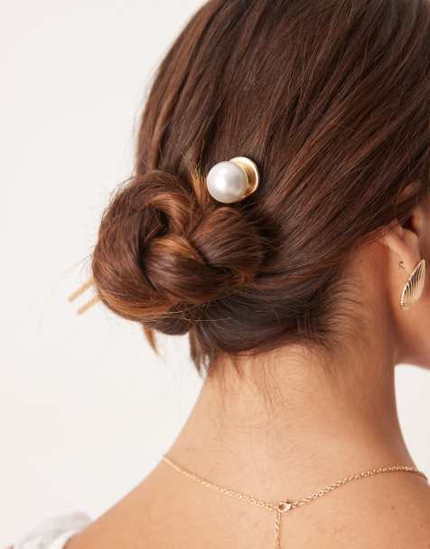 DesignB London – Klassische französische Haarnadel in Gold mit Perlendetail - view 1