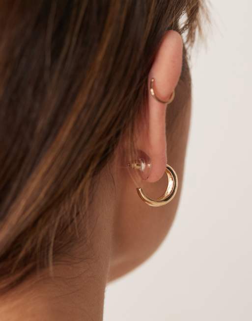 DesignB London - Kleine ronde oorringen in goud, 3 van 3