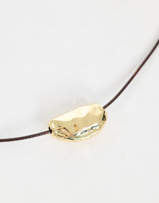 DesignB London koordketting met hanger van gesmolten metaal in goud, 4 van 4
