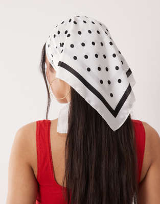 DesignB London - Kopftuch in Cremeweiß mit Polka Dots