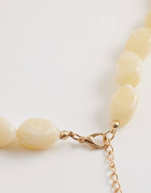 DesignB London - Kralenketting van hars in wit, 4 van 4