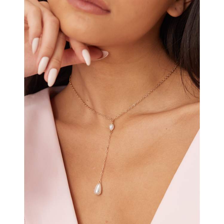 DesignB London lariat necklace with pearl pendant in gold | ASOS