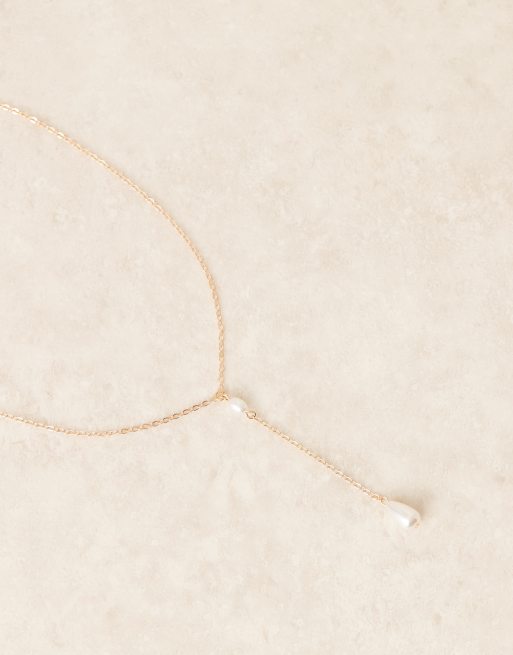 DesignB London lariat necklace with pearl pendant in gold, 2 of 4