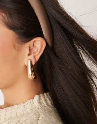 DesignB London long molten stud earrings in gold