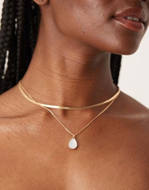 DesignB London - Meerlaagse ketting met halfedelsteen in goudkleur - view 1