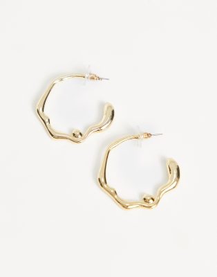 DesignB London Melt Design Metal Hoop Earrings In Gold | ASOS