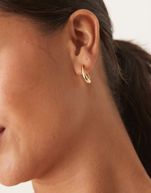 DesignB London mini irregular molten hoop earrings in gold tone, 3 of 3