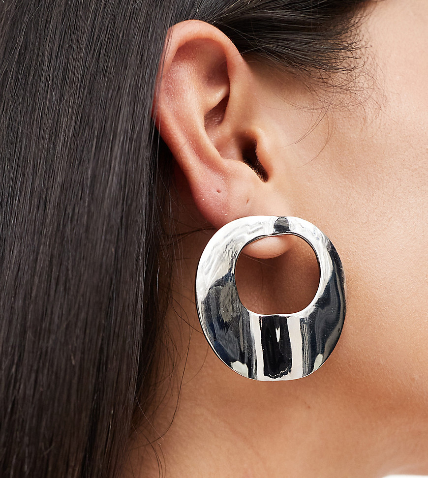 DesignB London molten cutout statement stud earrings in silver
