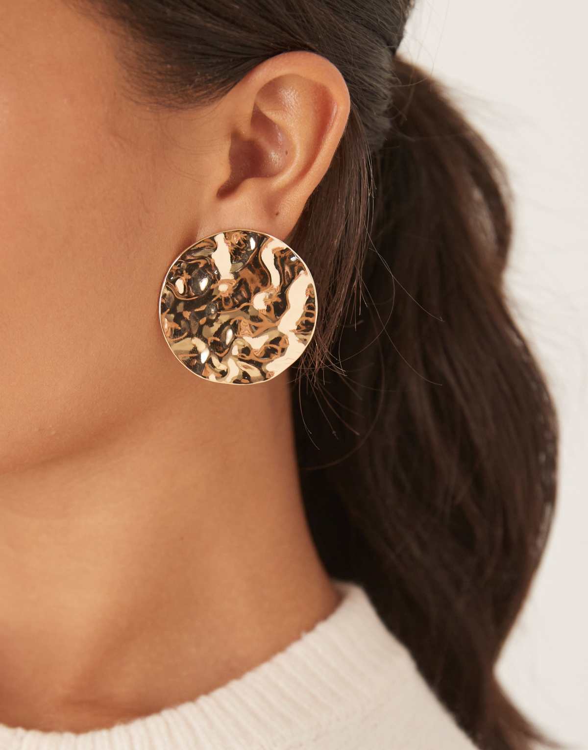 DesignB London molten disc stud earrings in gold