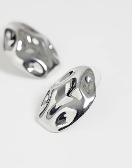 DesignB London molten metal stud earrings in silver, 4 of 5