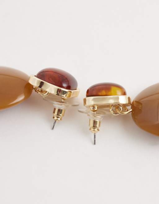 DesignB London - Mørkebrune ørestikker med sten i resin og hængende design, 4 af 4