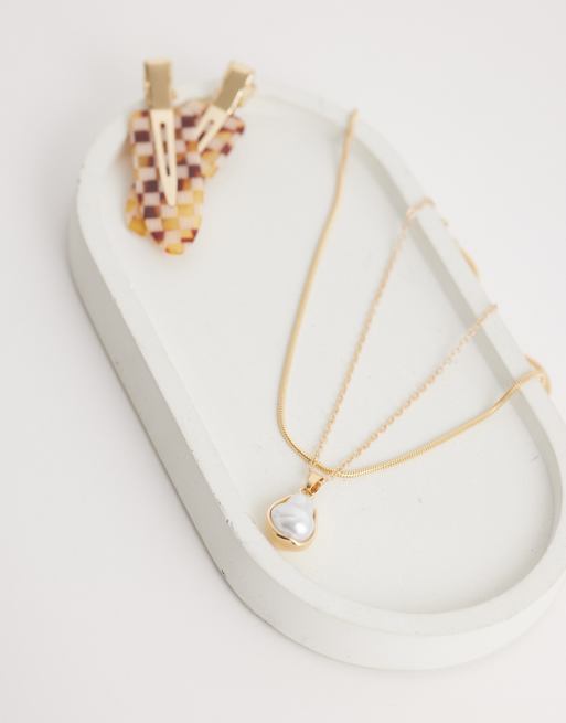 DesignB London multirow pearl pendant necklace in gold, 2 of 4