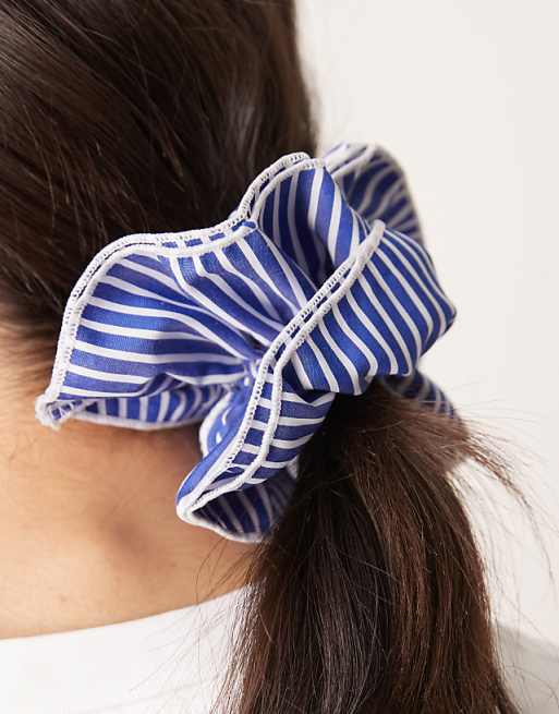 2 PK VELVET SCRUNCHIE COGNAC & SAND 2 PK VELVET SCRUNCHIE COGNAC & SAND