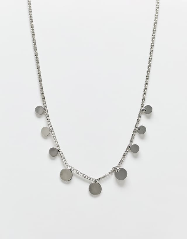 DesignB London necklace with disc charms in silver