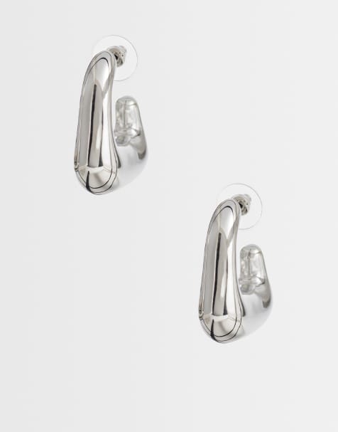 DesignB London - Onregelmatige dikke oorringen in zilver - view 1