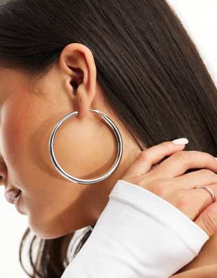 DesignB London - Orecchini a cerchio grande da 60 mm color argento