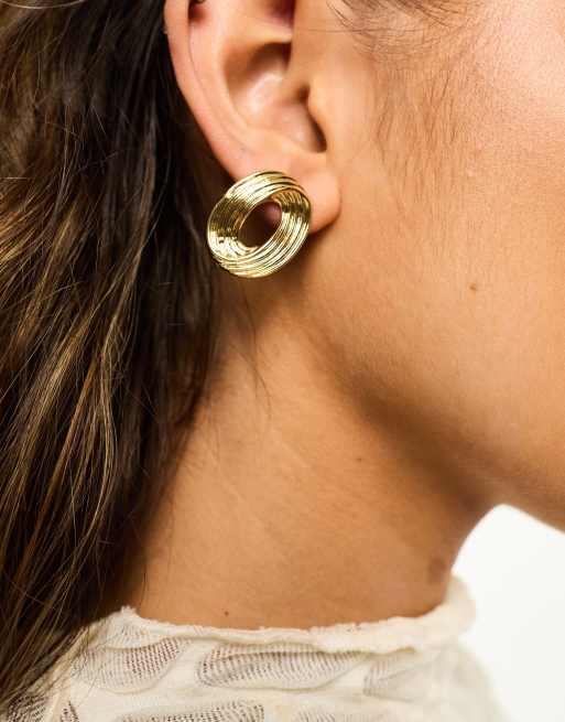 DesignB London - Orecchini a cerchio oversize intrecciati stile anni '80 color oro 