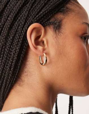 DesignB London DesignB London oval hoop earrings in gold