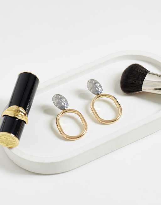 DesignB London – Ovale Hängeohrringe aus Metallmix, 2 von 4