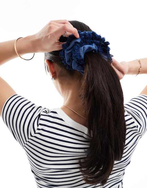 DesignB London - Oversized denim scrunchie met onafgewerkte rand