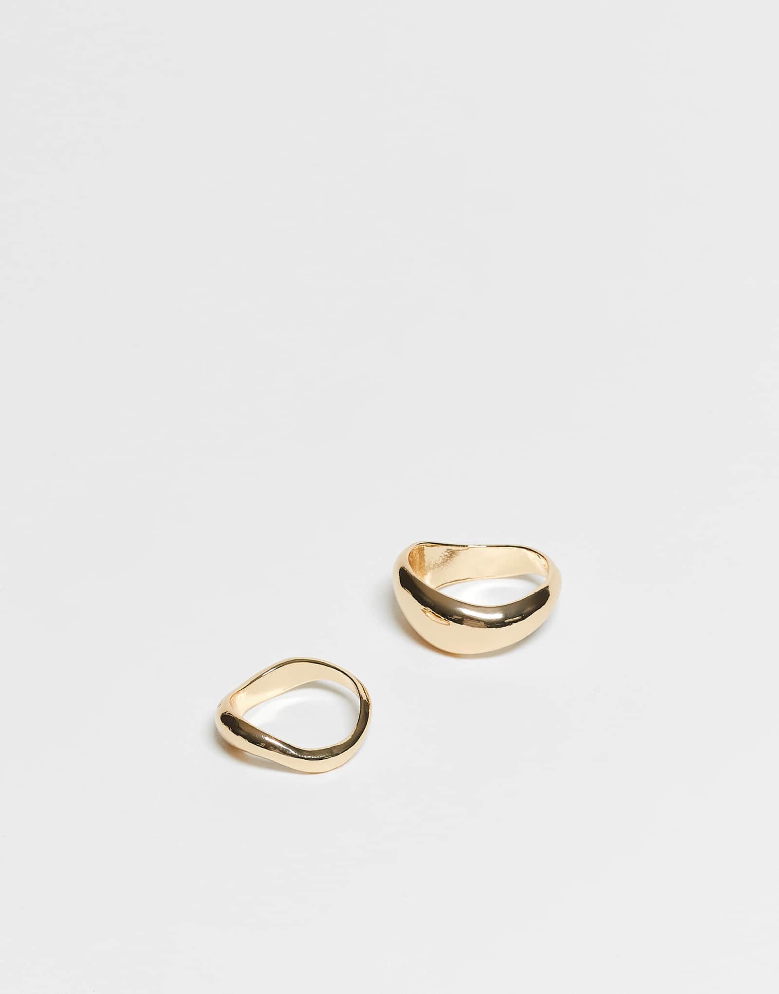 Набор DesignB London, состоящий из 2 колец из литого золота