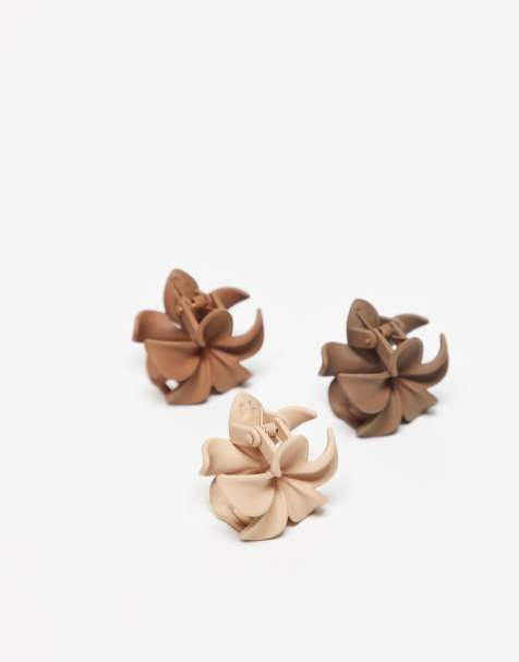 DesignB London pack of 3 small flower hair claw clips in matte neutral - view 1