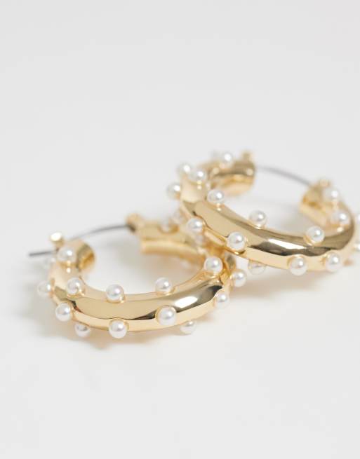 DesignB London pearl embellished hoop earrings in gold, 4 of 10