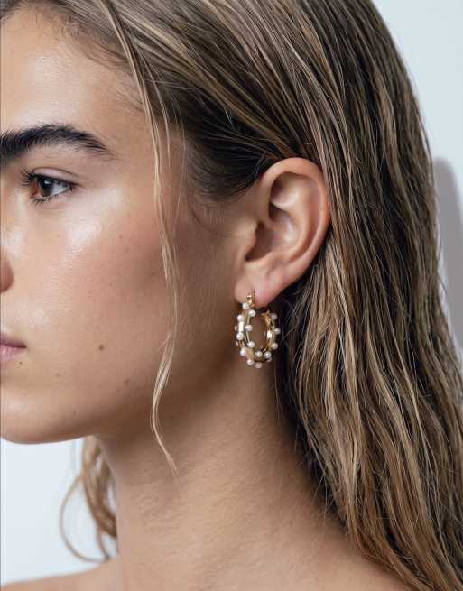 DesignB London pearl embellished hoop earrings in gold, 6 of 10