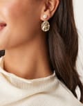 [DesignB London] DesignB London pearl stud and hammered disc earrings in gold No Size GOLD