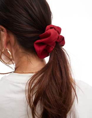 DesignB - London - Plissierter Scrunchie-Haargummi in sattem Rot