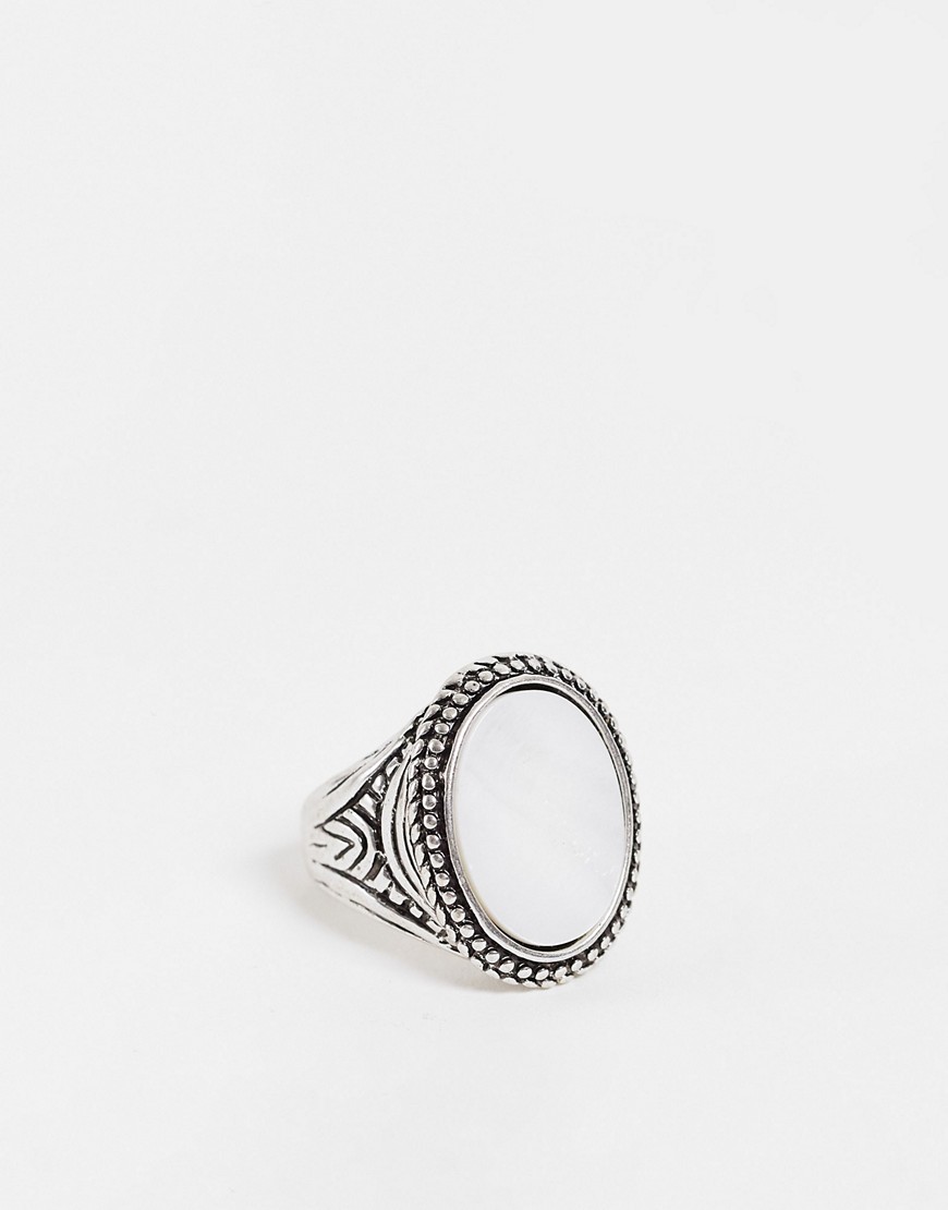 DesignB London ring with large white stone in silver tone