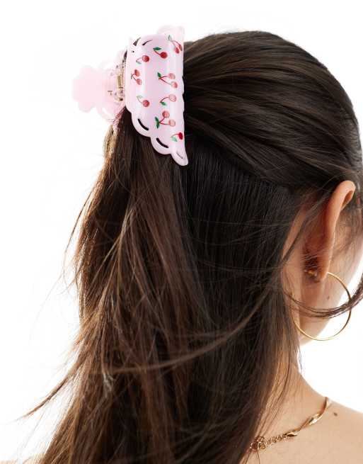 DesignB London – Rosa, körsbärsmönstrad hårklämma 