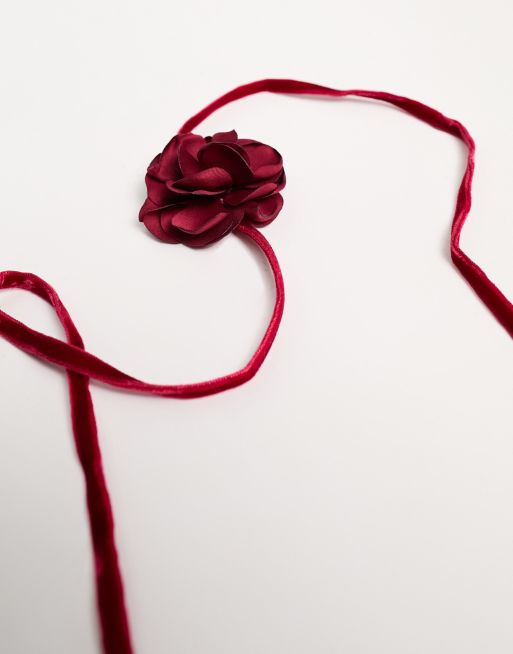 DesignB London rose corsage choker necklace in dark red , 4 of 4
