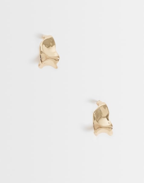 DesignB London sculpted hoop earrings in gold - view 1