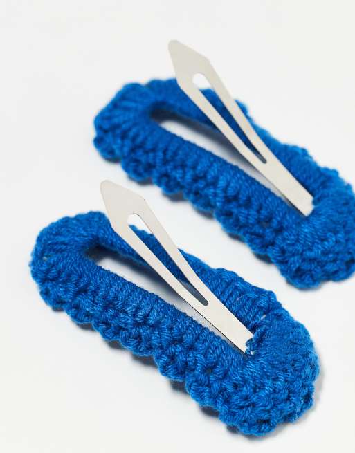 DesignB London - Set van 2 gehaakte haarspeldjes in blauw  , 3 van 4