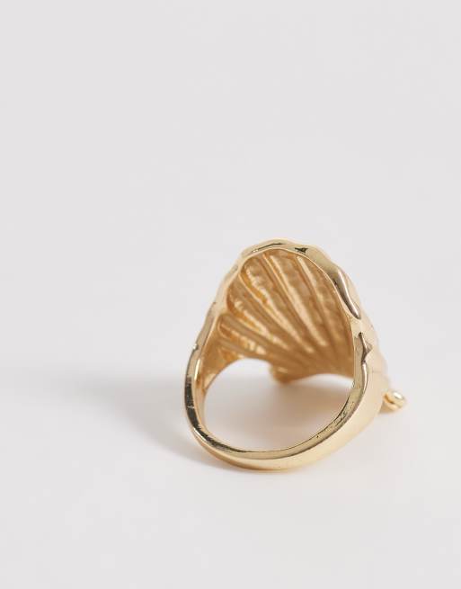 DesignB London shell ring in gold, 2 of 3