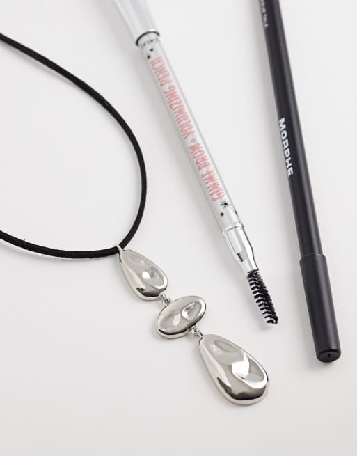 DesignB London – Silverfärgat rephalsband med hänge, 2 av 4