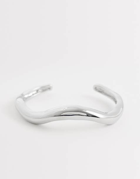 DesignB London - Sølvfarvet åbent armbånd med smeltet design - view 1
