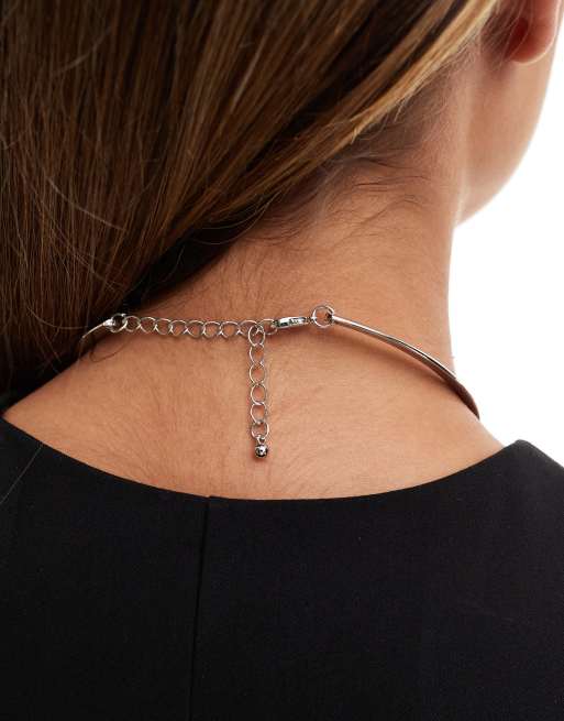 DesignB London - Sølvfarvet choker-halskæde i cirkeldesign  , 3 af 4