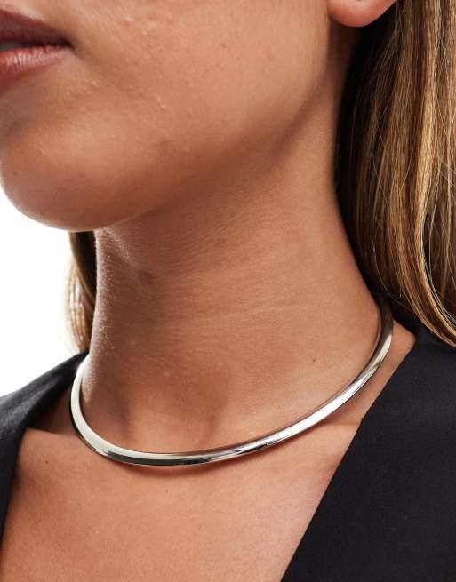 DesignB London - Sølvfarvet choker-halskæde i cirkeldesign  , 4 af 4
