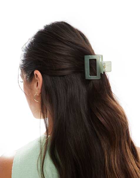 DesignB London small hair claw in sage green - view 1