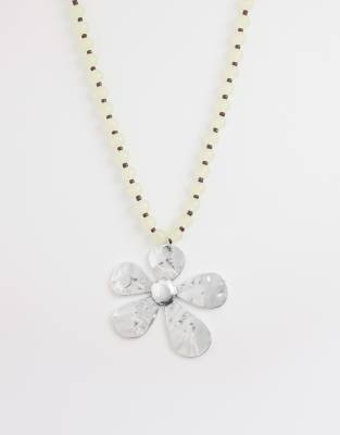 Designb London Statement Flower Pendant Beaded Necklace In Silver