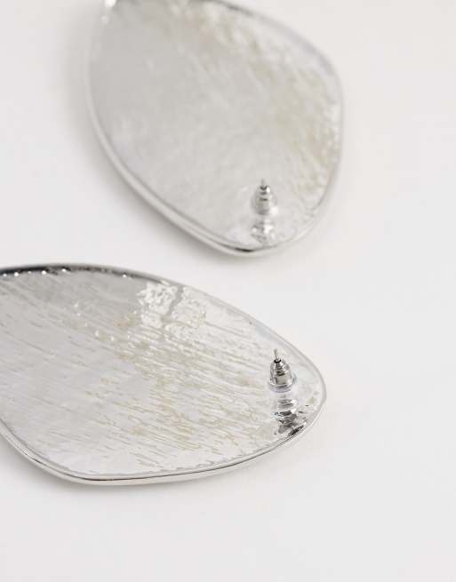 DesignB London statement irregular stud earrings in silver, 3 of 4