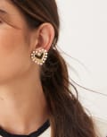 [DesignB London] DesignB London statement pearl and heart stud earrings in gold No Size GOLD