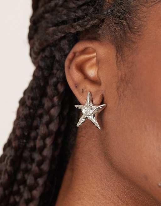 DesignB London - Statement zeester-oorbellen met textuur in zilver