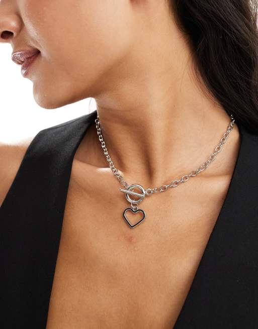 DesignB London t-bar heart pendant necklace in silver