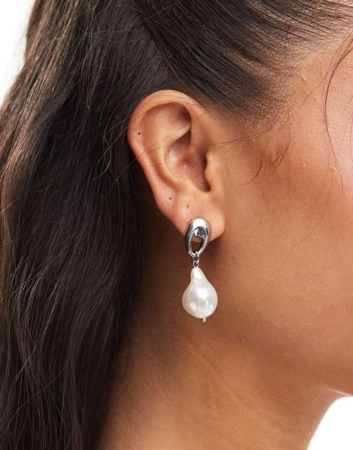 DesignB London teardrop pearl earrings in silver | ASOS