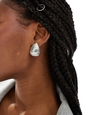 DesignB London textured chunky stud earrings in silver