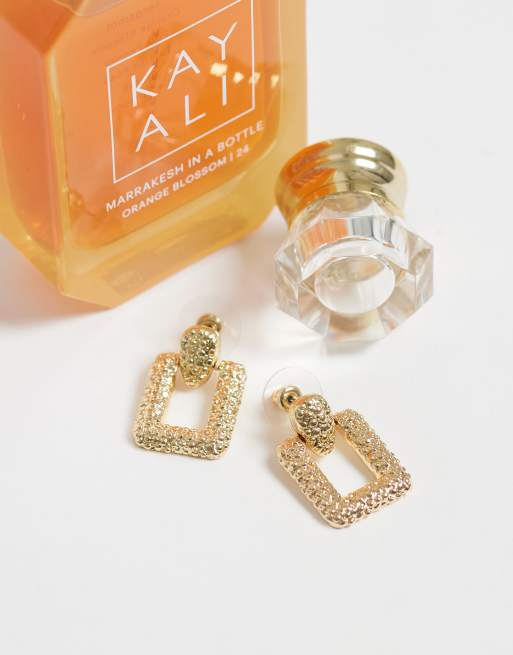DesignB London textured doorknocker earrings in gold, 2 of 5