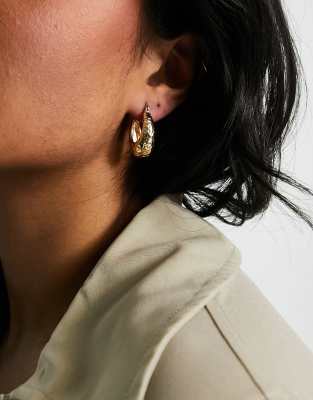 DesignB London DesignB London textured puff hoop earrings in gold